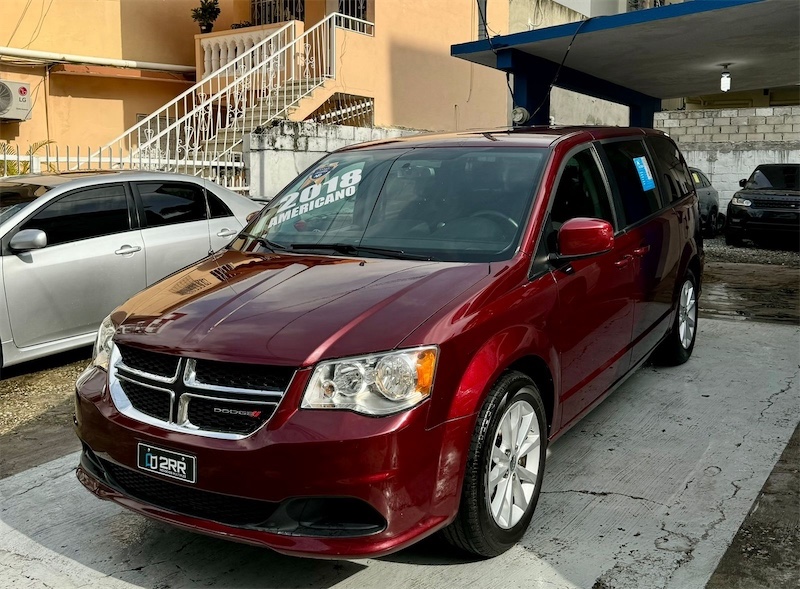 jeepetas y camionetas - Dodge Grand Caravan SE 2018  5