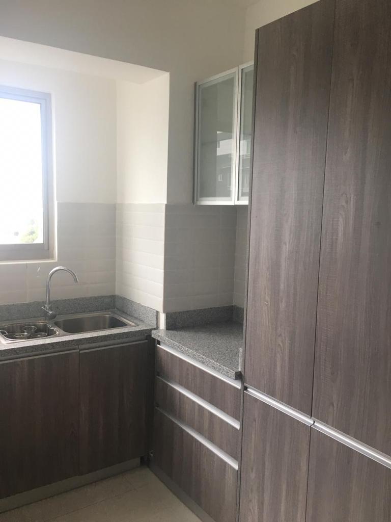 apartamentos - Alquilo Apto. en Urb. Fernandez 5