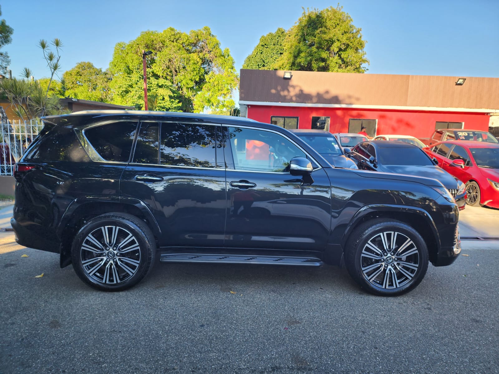 jeepetas y camionetas - LEXUS LX 600 LUXURY 2022 3