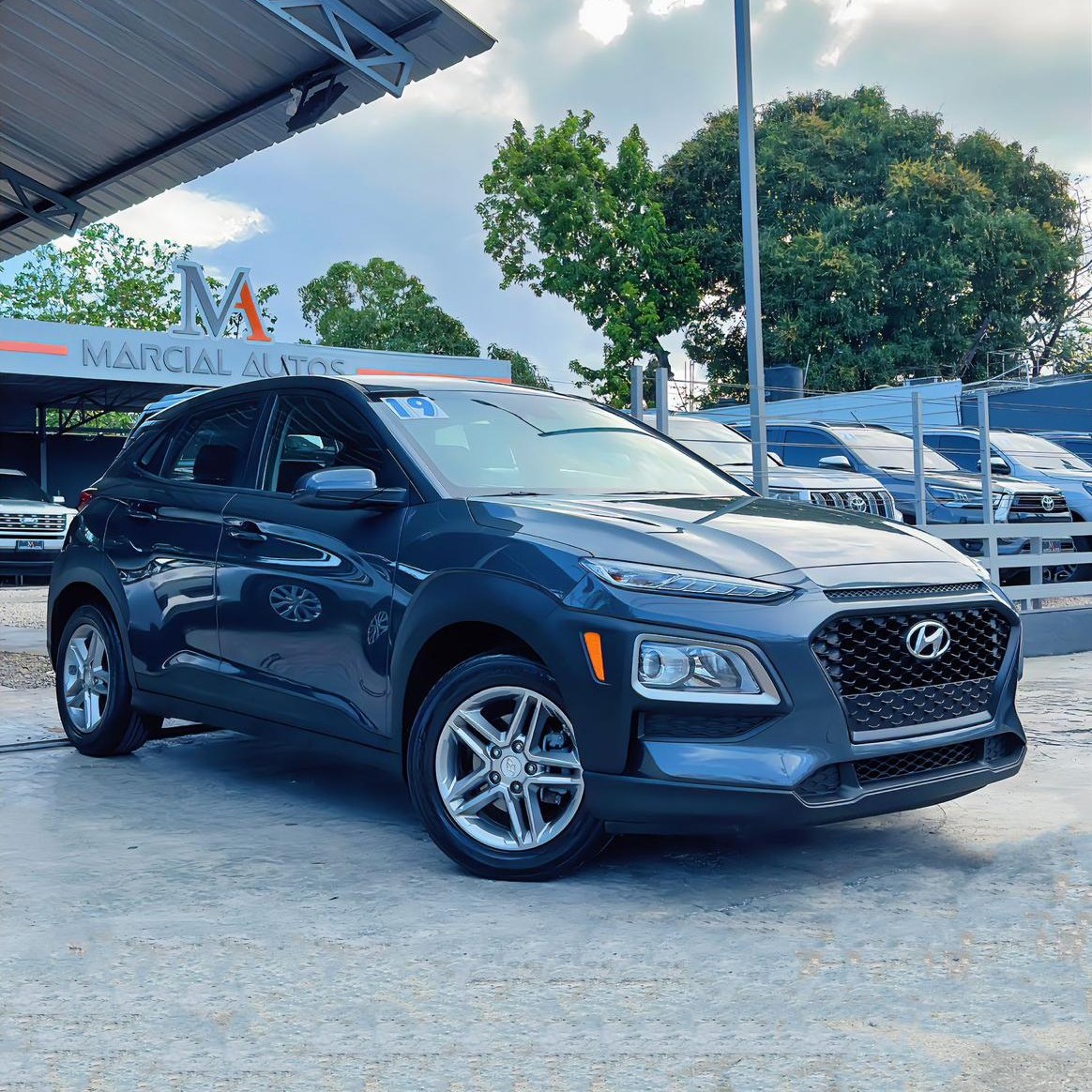 jeepetas y camionetas - Montate en esta super hyundai kona deportiva 2019 excelente condiciones 