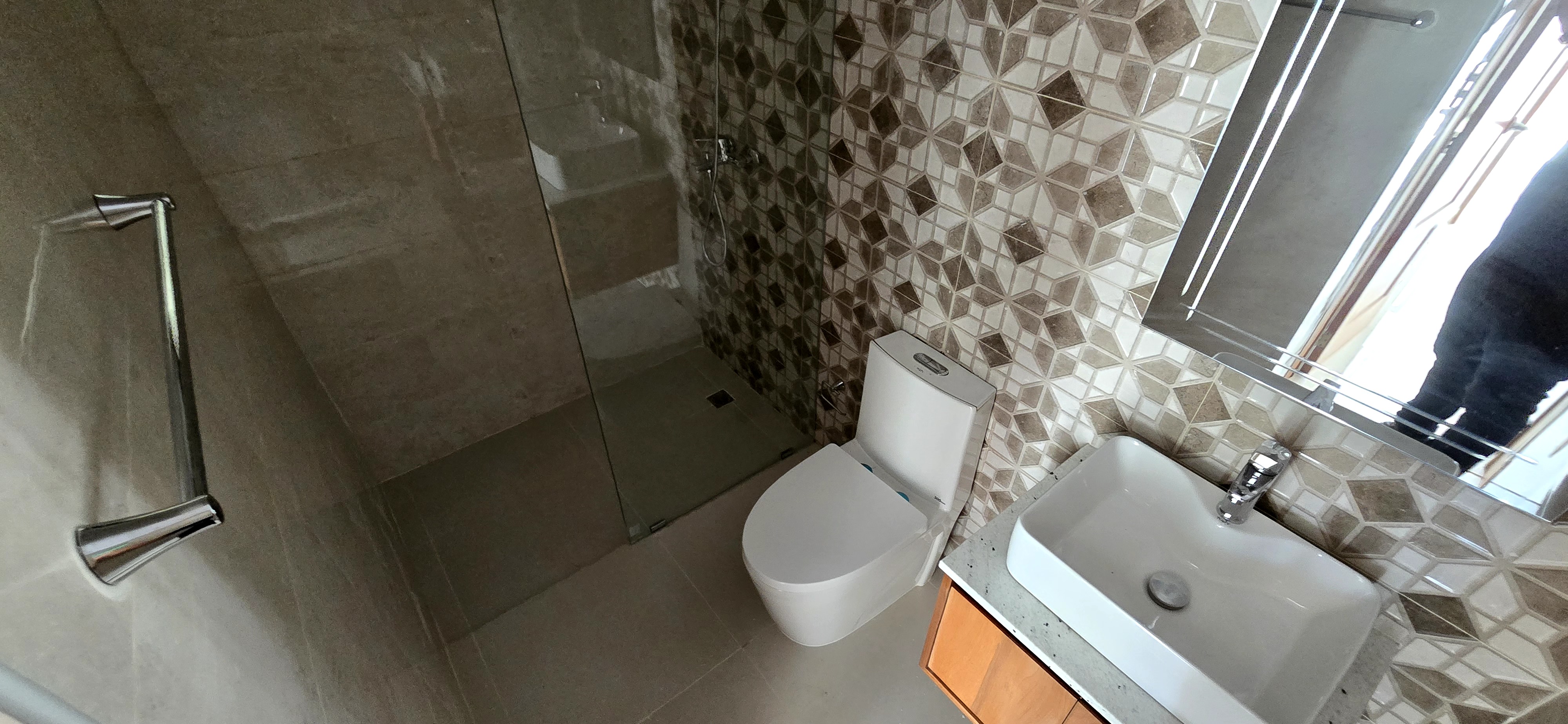 apartamentos - Vendo 2do piso nuevo moderno  5