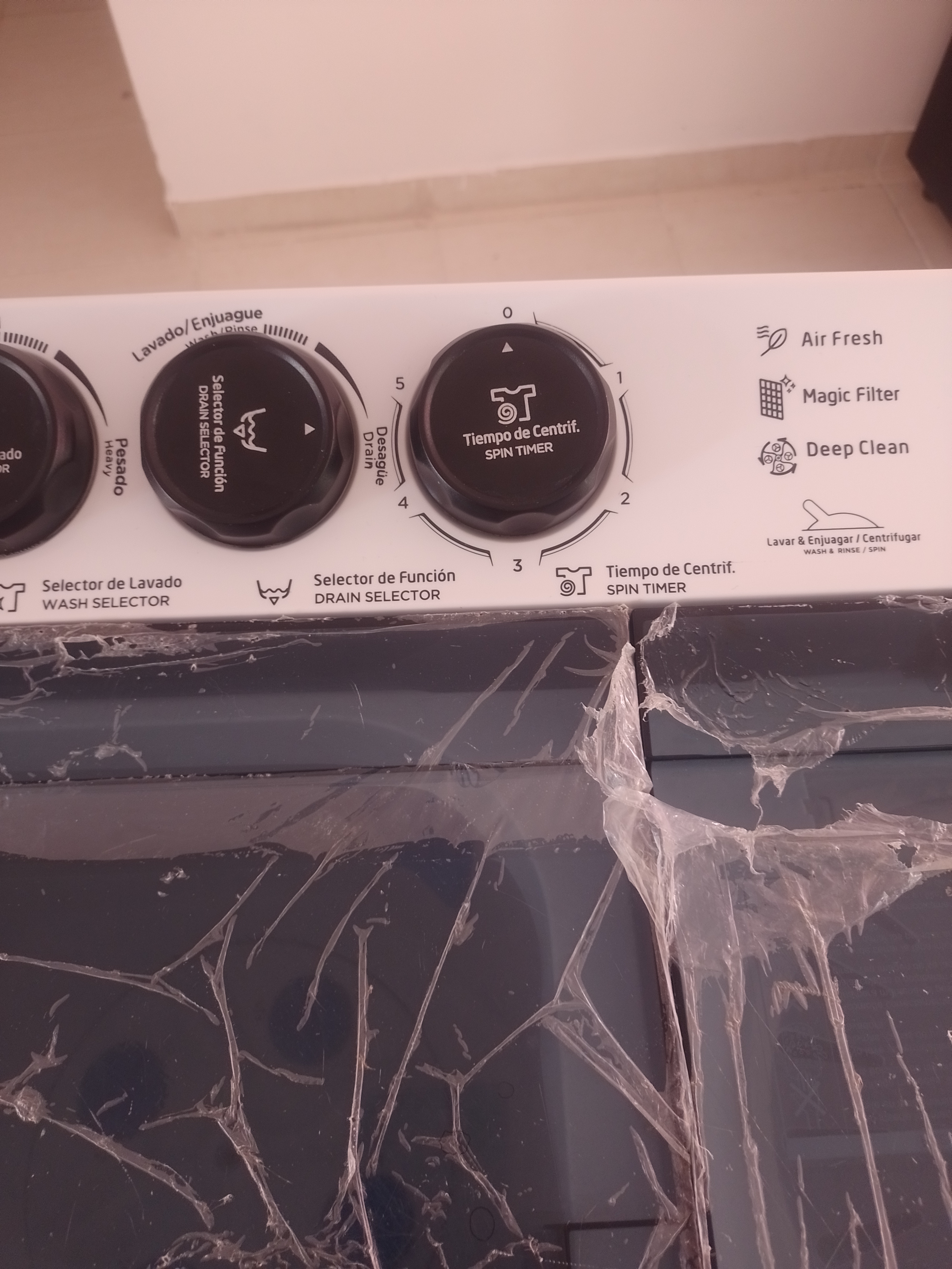 electrodomesticos - Lavadora Midea de 29 libras solo tiene 6 meses en mis manos, solo lavé 3 veces  8