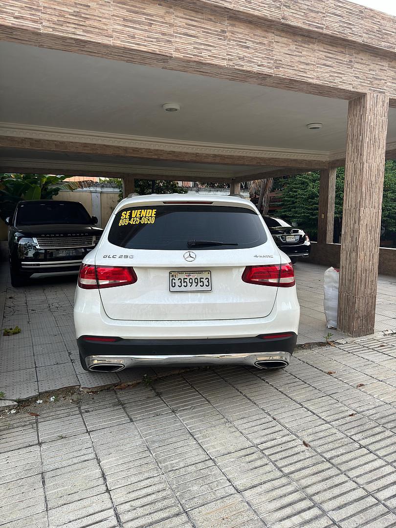 jeepetas y camionetas - MERCEDES BENZ GLC 250 2016 2