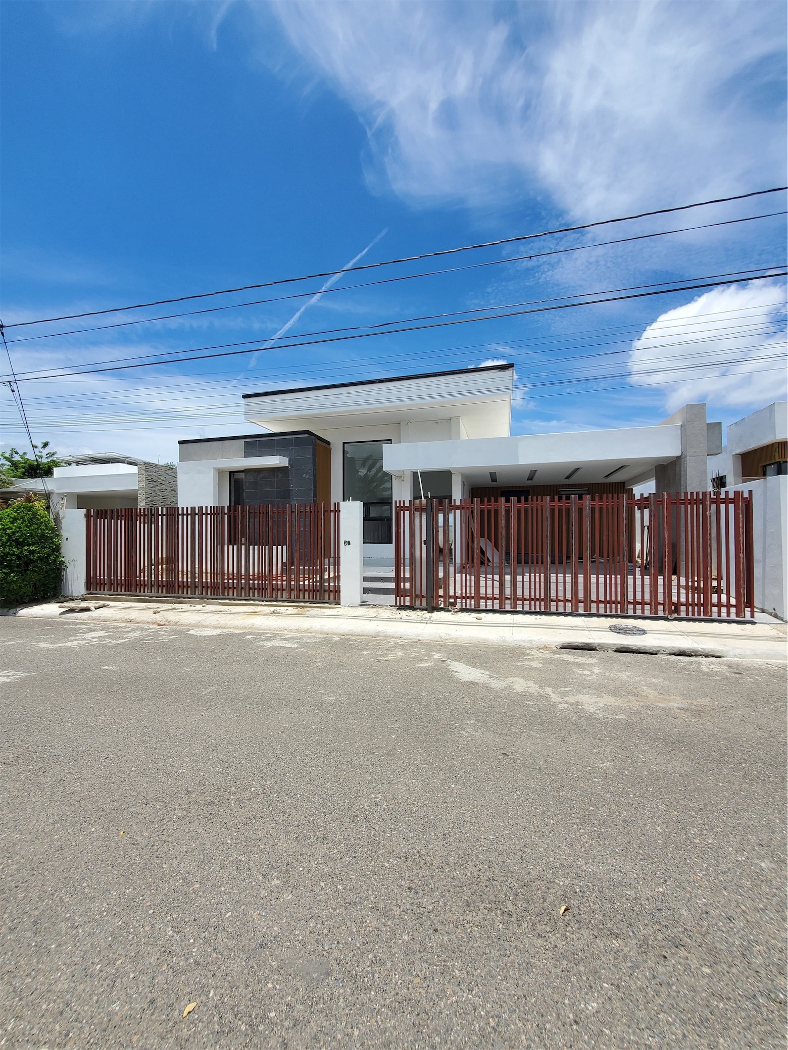 casas - Moderna Casa en Proyecto Cerrado con Patio