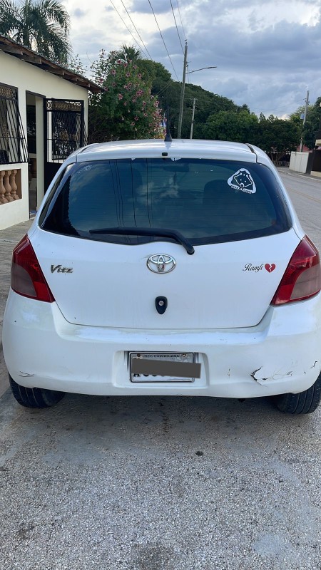 carros - Toyota vitz 2005 4