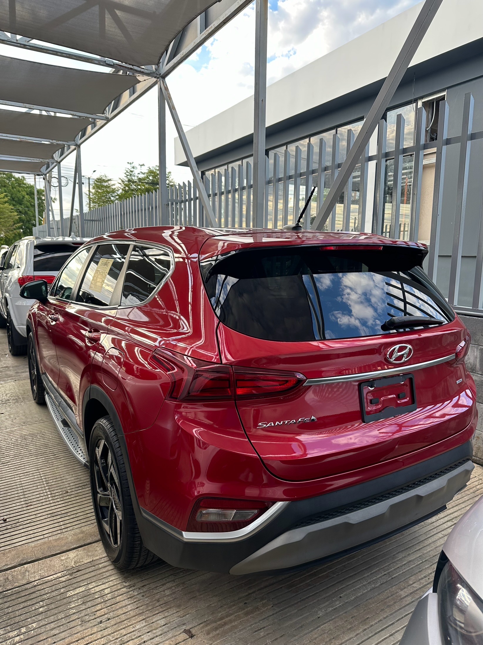 jeepetas y camionetas - HYUNDAI SANTA FE SE 2019 4