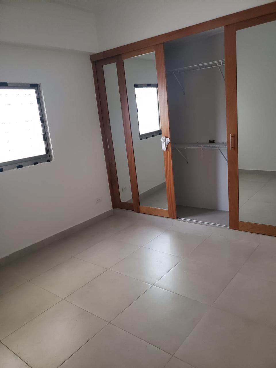 apartamentos - Apartamento en alquiler en Evaristo Morales  4