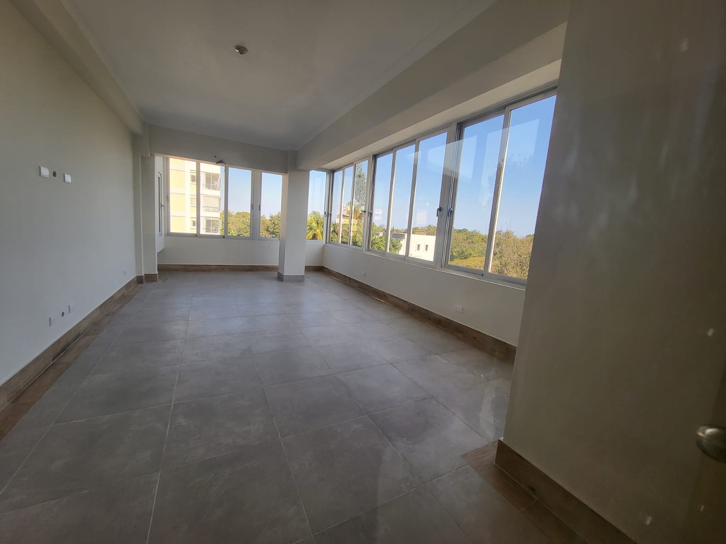 apartamentos - Vendo Amplio Apartamento para estrenar en mirador sur 0