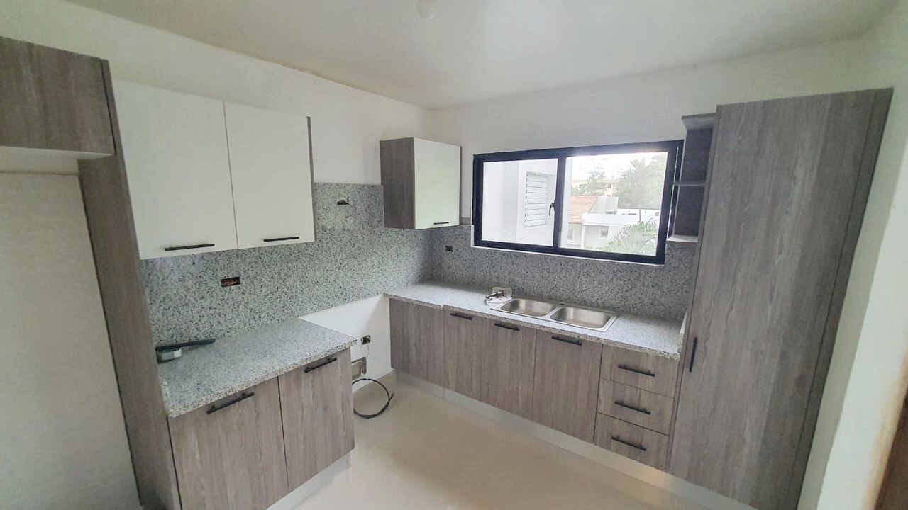 apartamentos - hermoso apartamento en una zona céntrica en Evaristo Morales  6