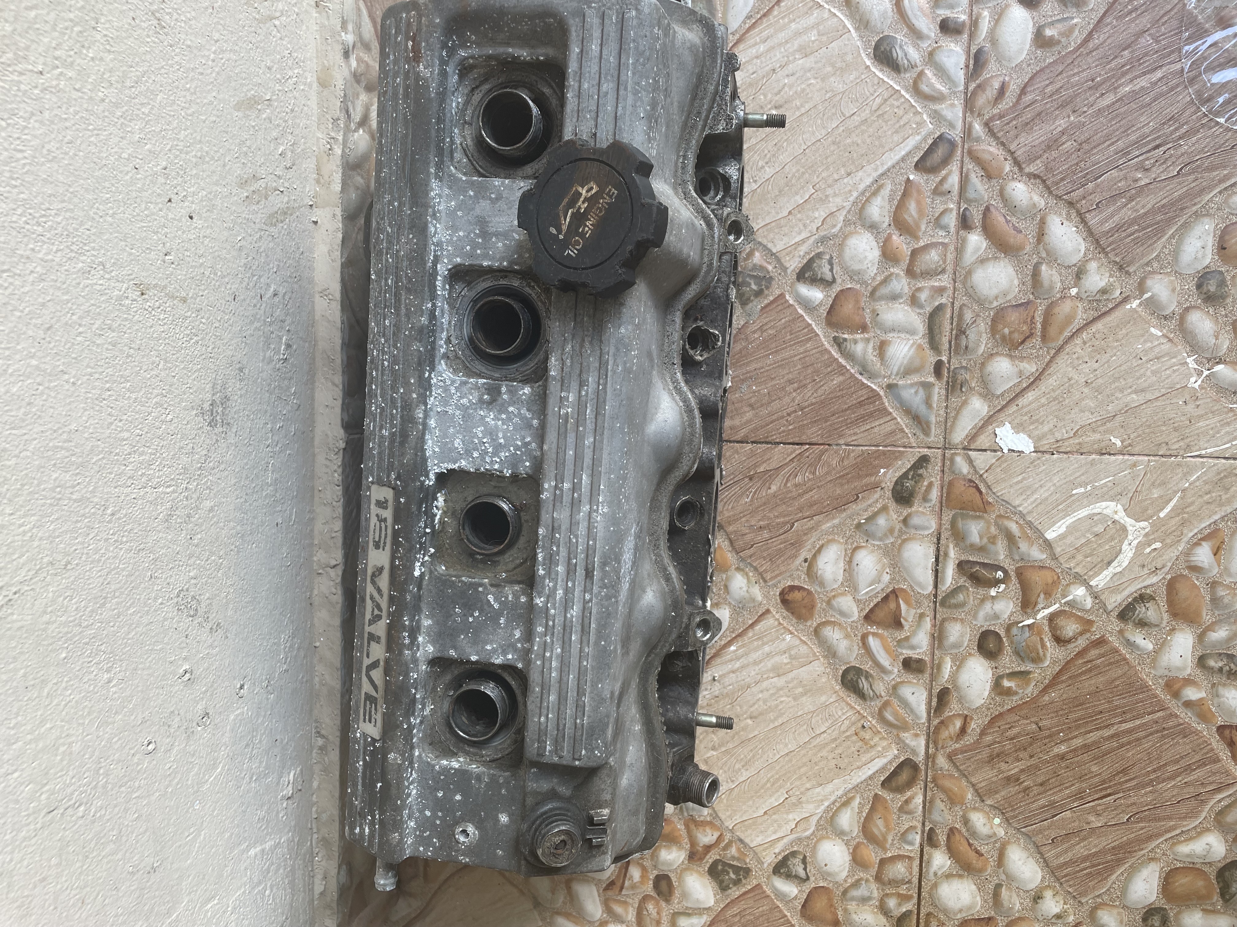 repuestos - vendo culata para Camry 90 , 5 mil pesos , hay replantarla  1