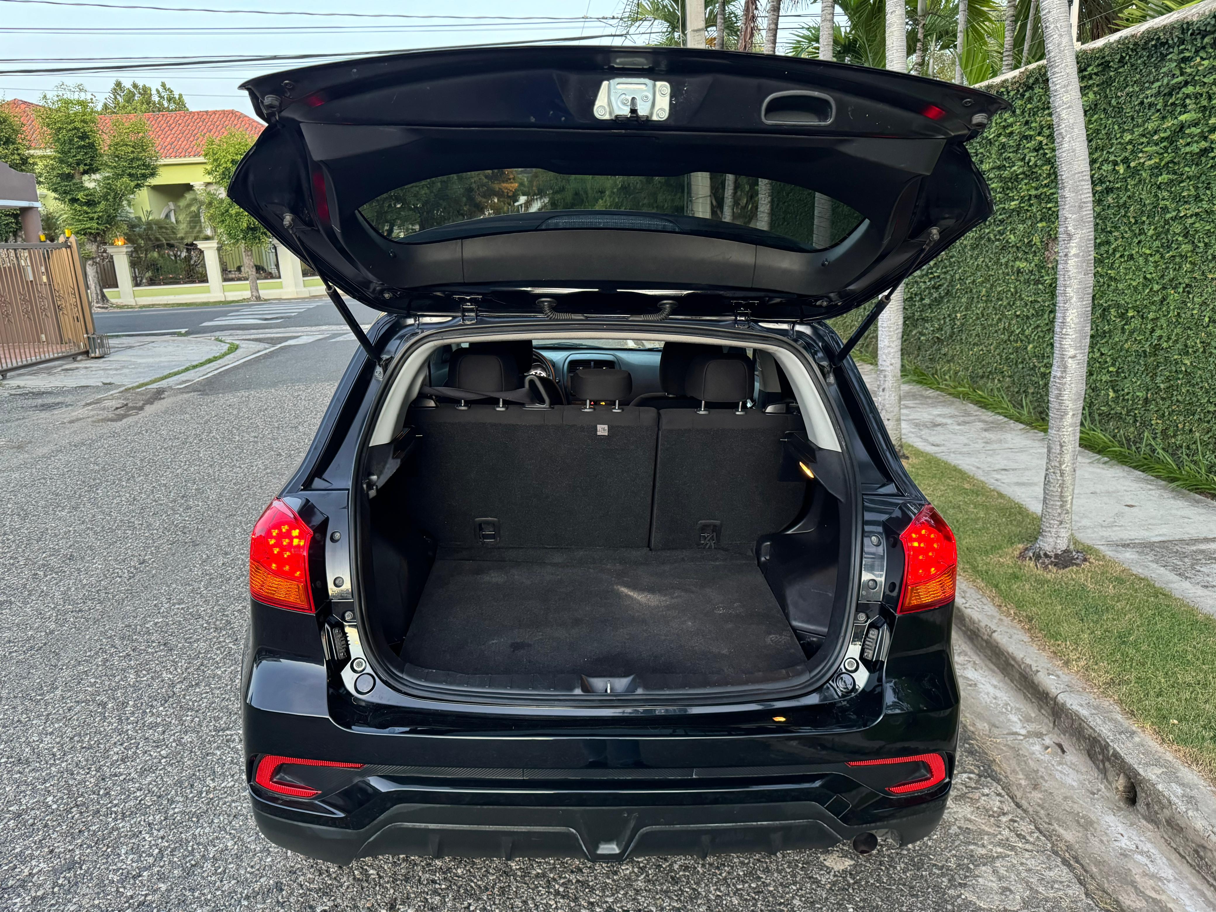 jeepetas y camionetas - Mitsubishi Outlander 2019 Sport SE, 4x4, Clean 8