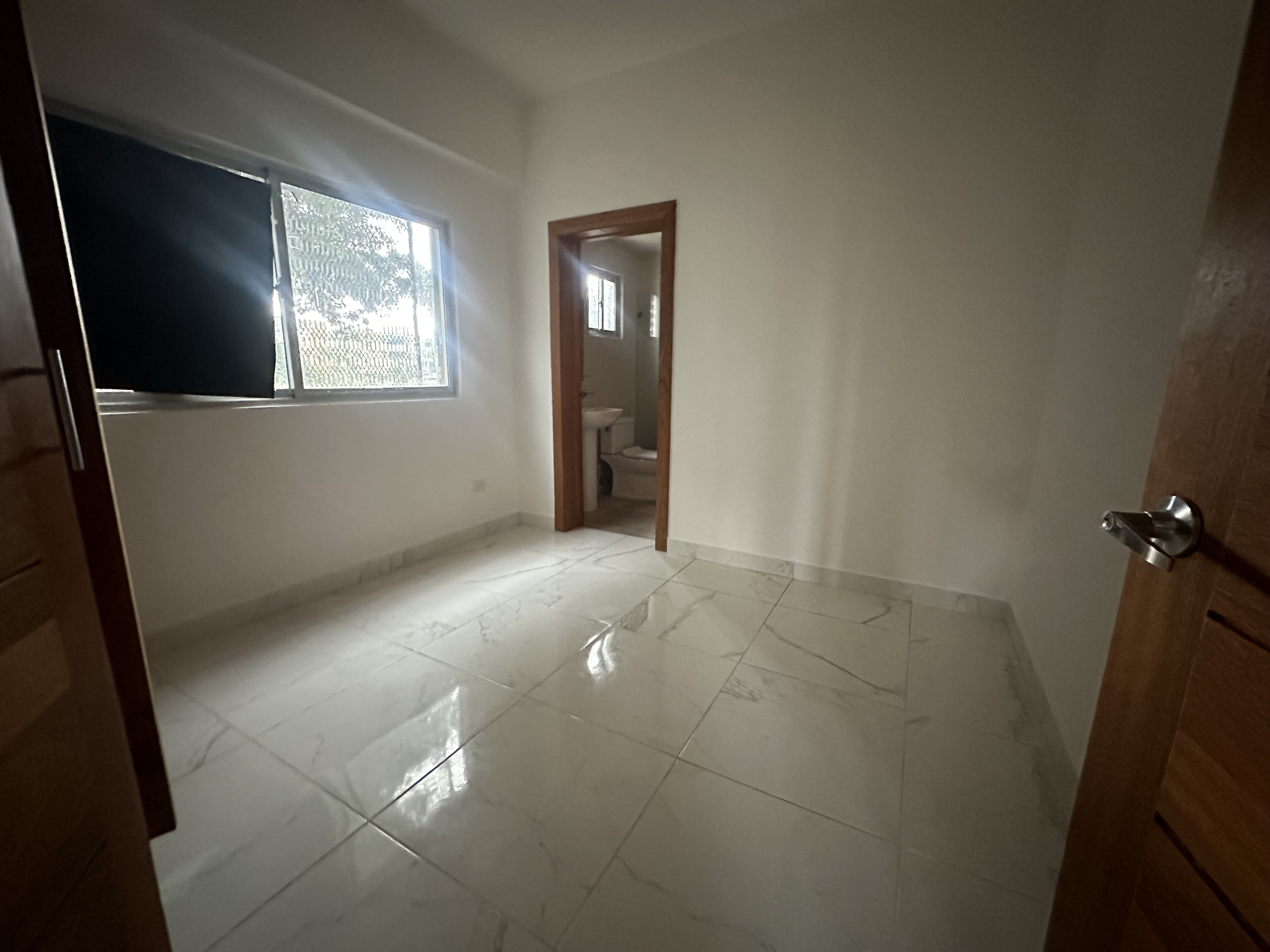 apartamentos - Vendo independencia klm 6 y medio dos hab parqueo  7