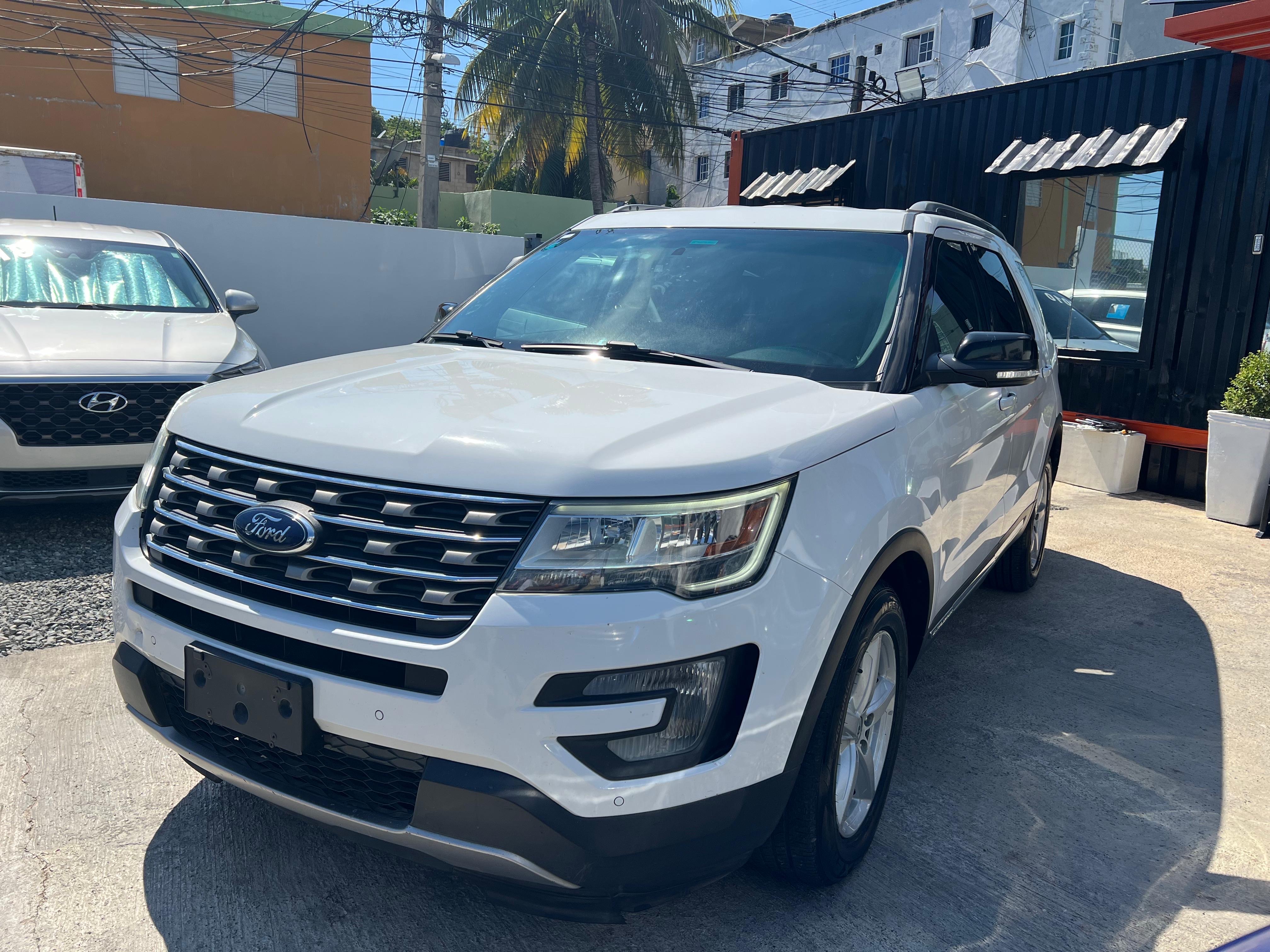 jeepetas y camionetas - Ford Explorer XLT 2017  1