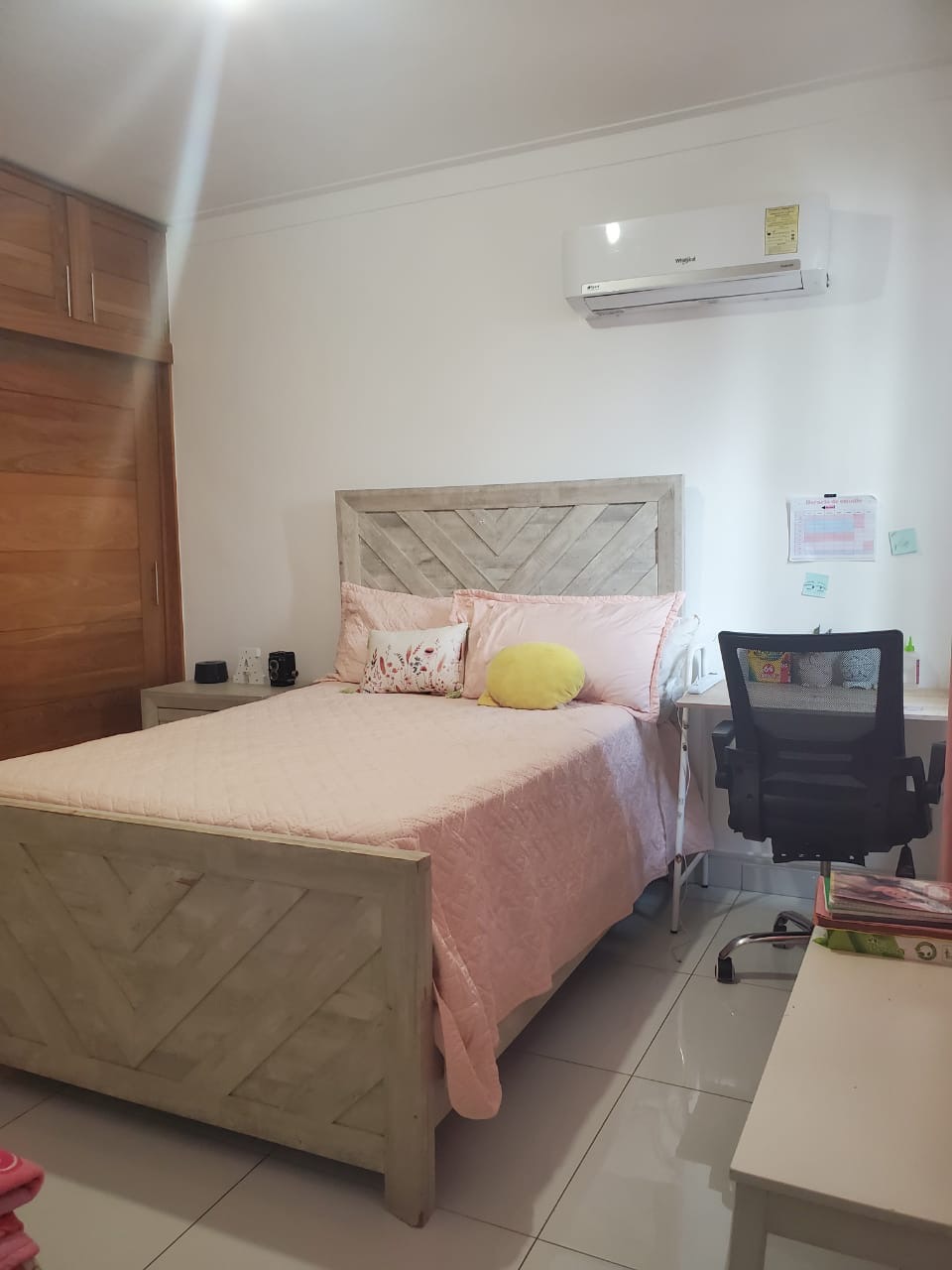 apartamentos - Vendo mirador norte tres hab con su baño tres parq