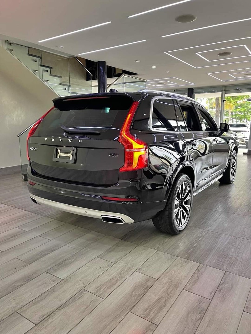 jeepetas y camionetas - Volvo XC90 momentum 2021 impecable  3