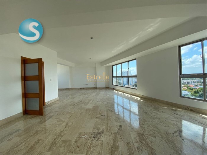 penthouses - Penthouse nuevo en alquiler (980mts2) de 4 hab, ubicado en los Cacicazgos 4