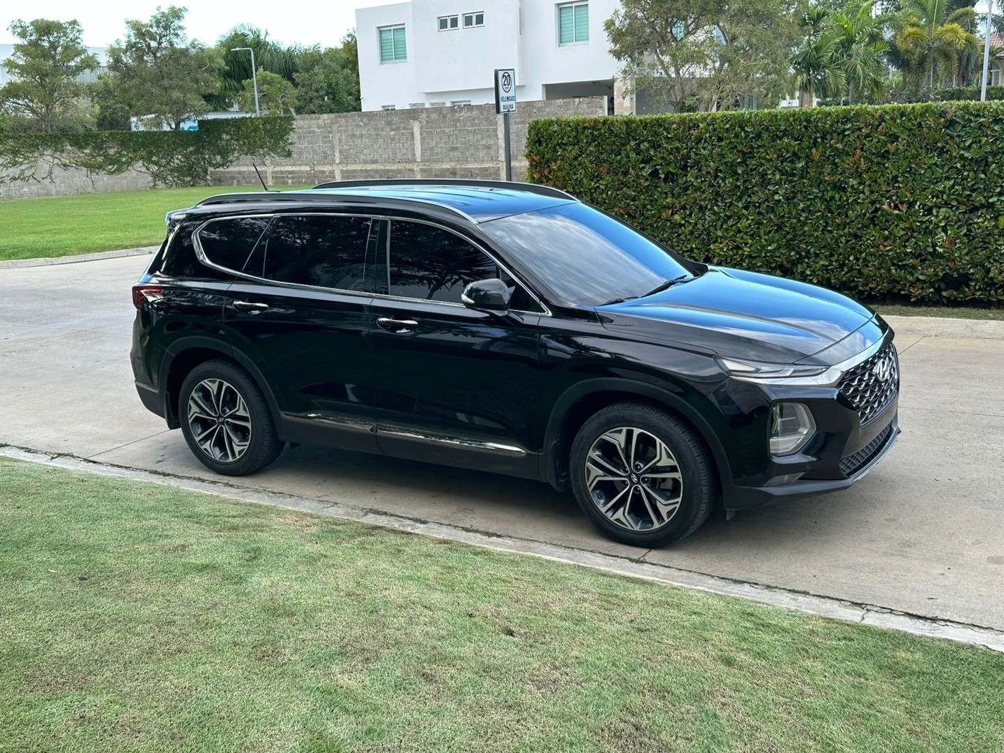 jeepetas y camionetas - Hyundai santa fe 2019  3