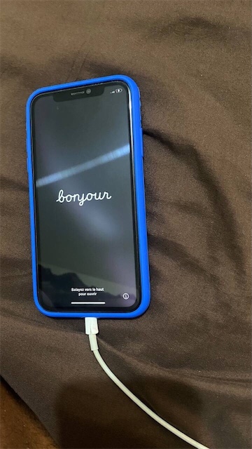 otros electronicos - IPhone XR 64GB