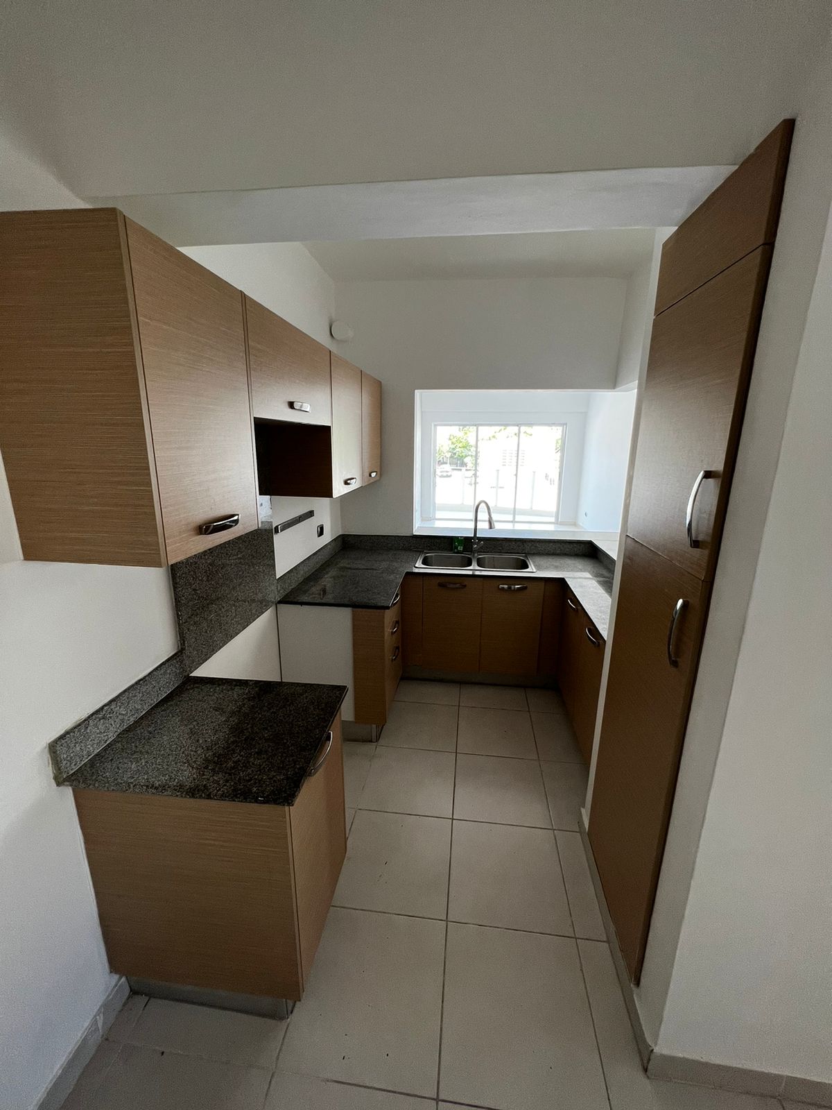 apartamentos - Apartamento en Alquiler en Viejo Arroyo Hondo, 3 h 6