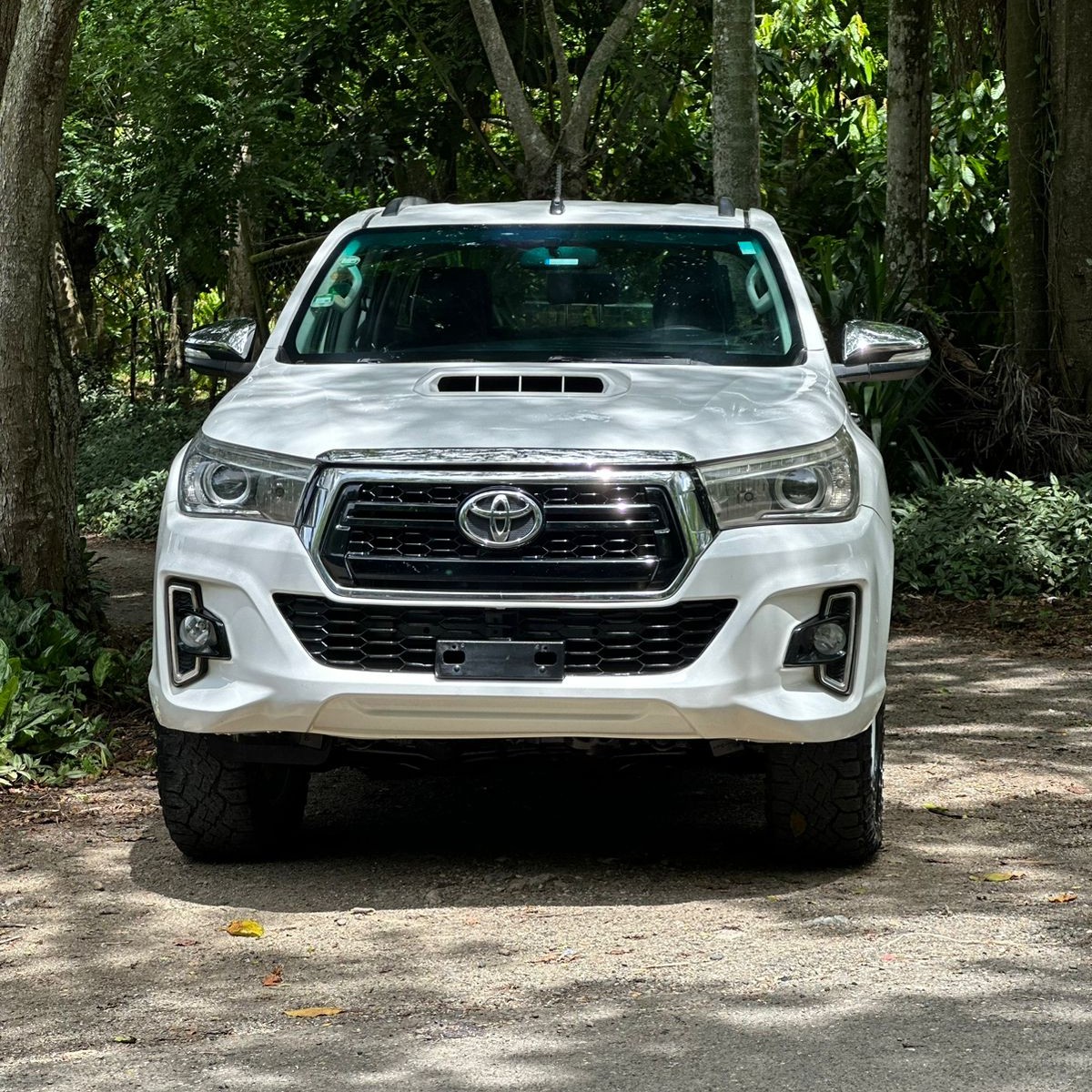 jeepetas y camionetas - Toyota hilux 2016