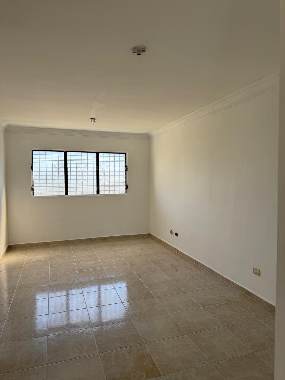 apartamentos - Vendo independencia cacique piso 4 tres hab dos pa 2