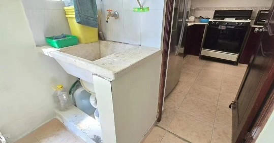 apartamentos - Vendo  1er piso padre las casa  4