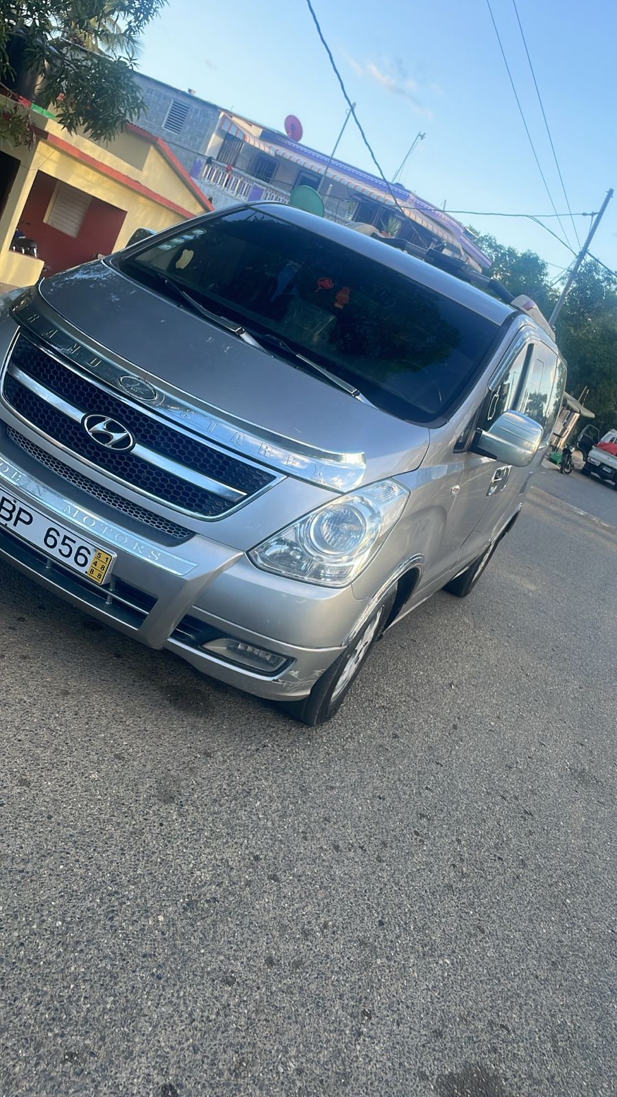 jeepetas y camionetas - Hyundai Grand Starex 2012 *NEGOCIABLE